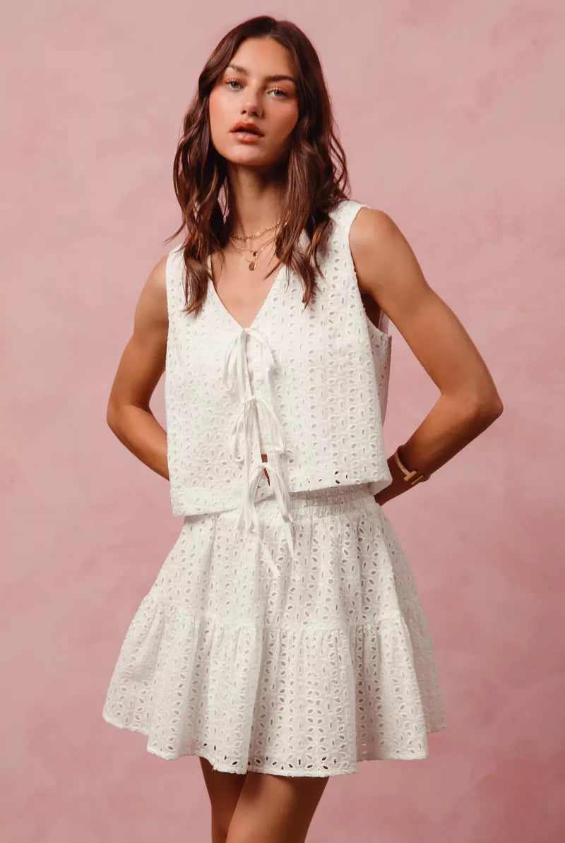 white FLORAL EYELET LACE TIE FRONT VEST AND MINI SKIRT SET detail