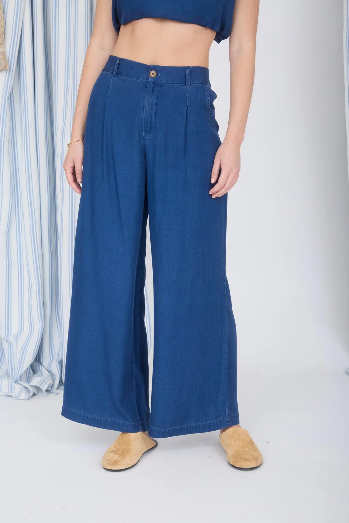 wide leg pintuck chambray pants