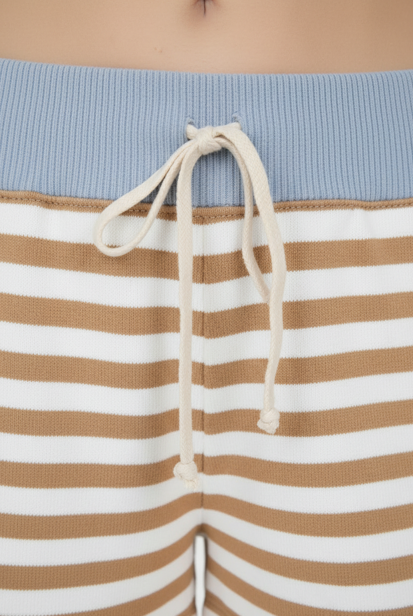 Khaki – Drawstring Detail